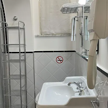 301b&b Palermo